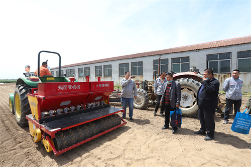 午夜美女福利视频播種機