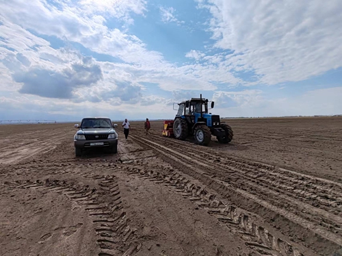 午夜美女福利视频種植機械